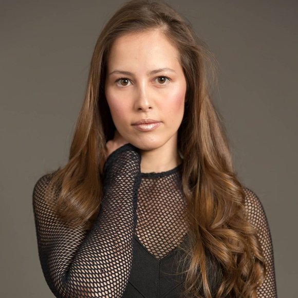 Meet your Posher, Julia - Picture 1 of 1